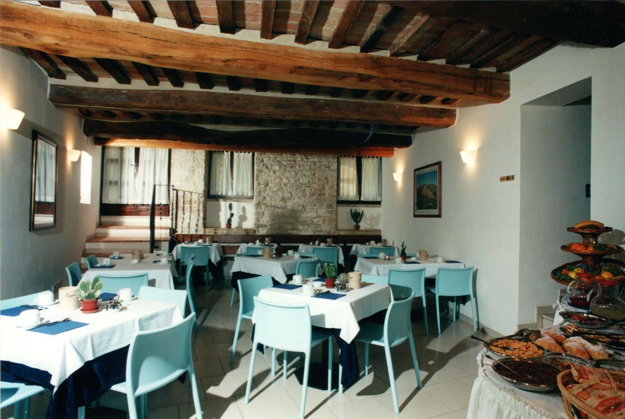 Hotel Tre Ceri Gubbio Exteriér fotografie